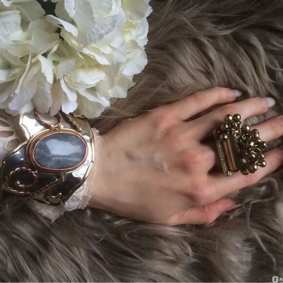 ZARA RECTANGULAR RING LIMITED EDITION - Picture 1 of 4